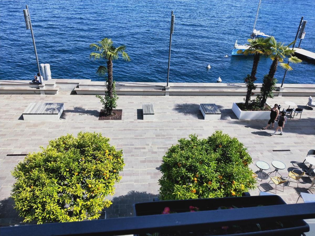 Hotel Diana ガルドーネ・リヴィエラ エクステリア 写真