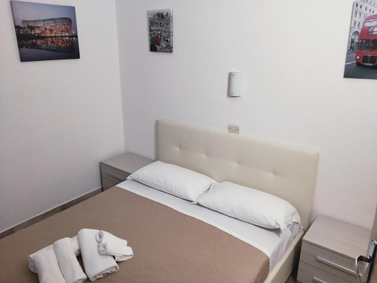 Hotel Diana ガルドーネ・リヴィエラ エクステリア 写真